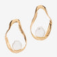 Modern Shaped Pearl Earring Gold