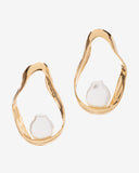 Modern Shaped Pearl Earring Gold
