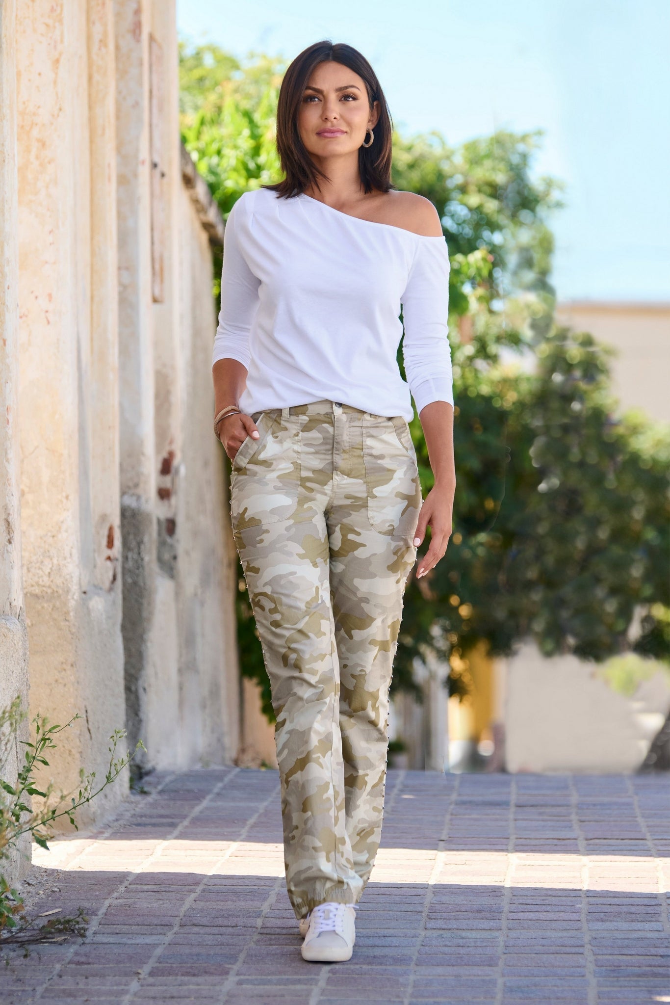 Foil Camo Embellished Cargo Pant Camo Gold