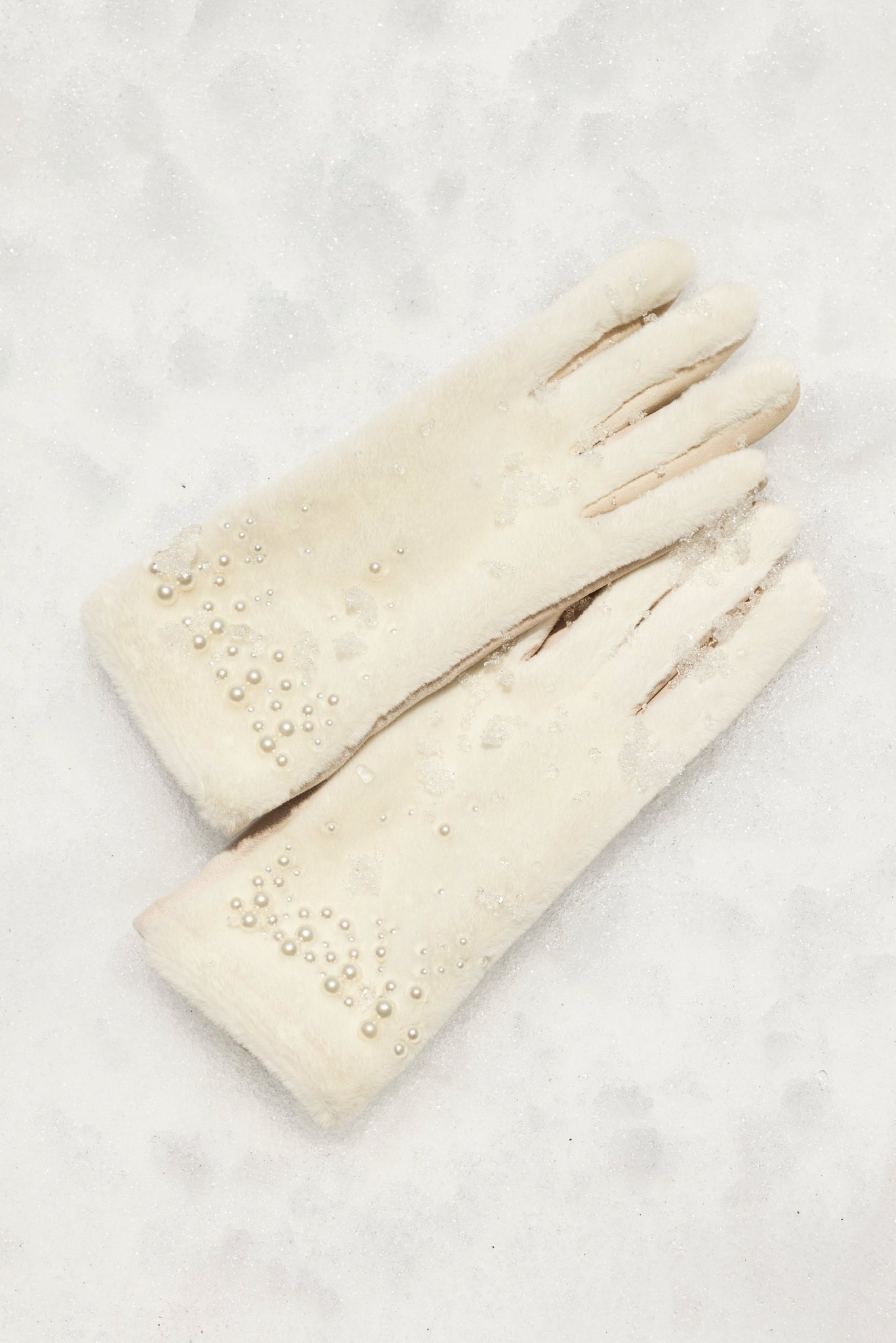 Pearl Faux Fur Winter Glove Cream