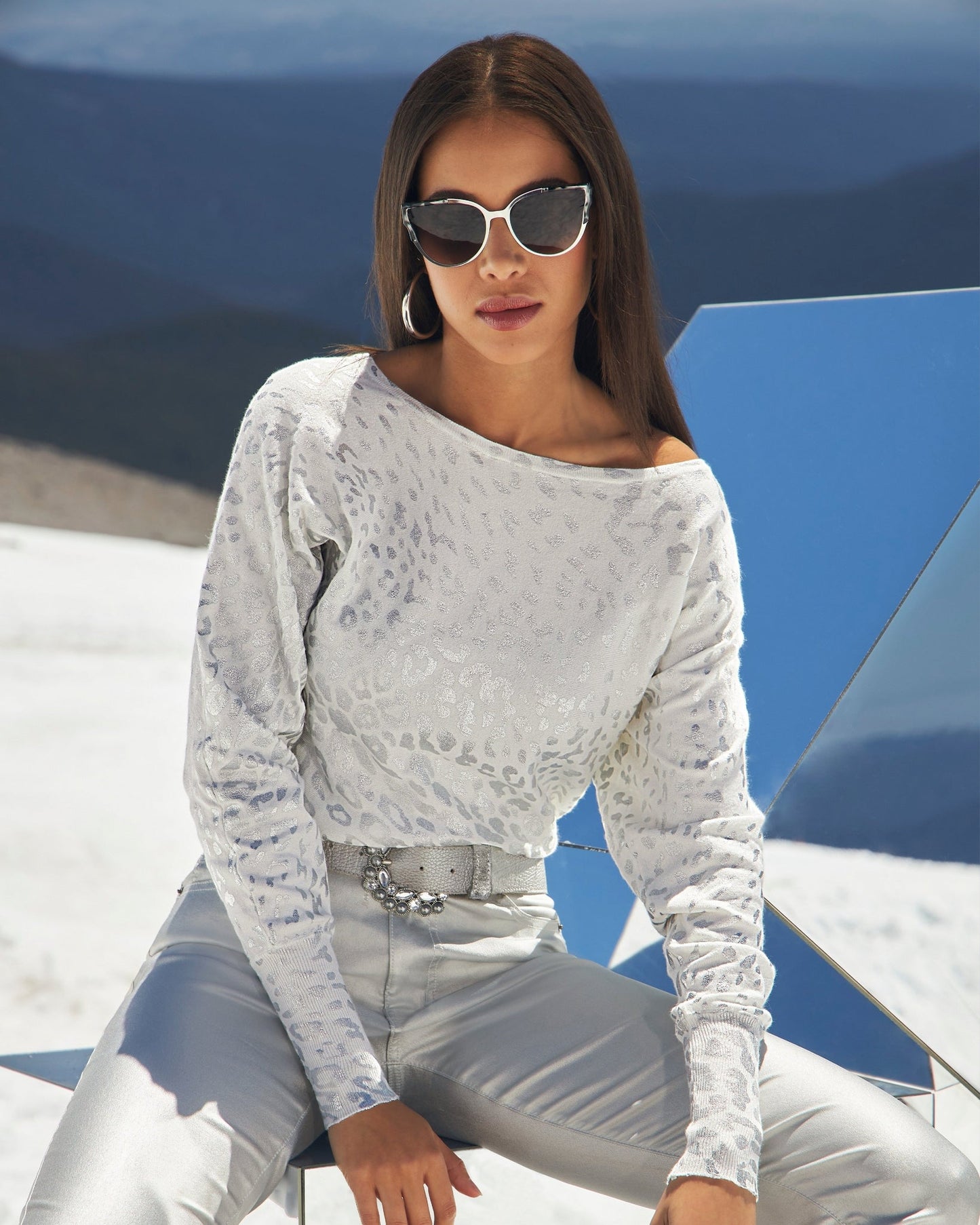 Pearl And Embellished Belt Silver